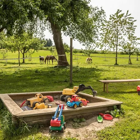 Hof Wagenberg 1 Apartment