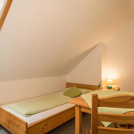 Hof Wagenberg 1 *