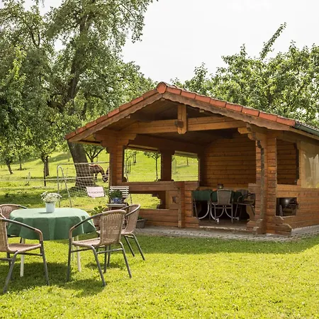 Hof Wagenberg 1 *